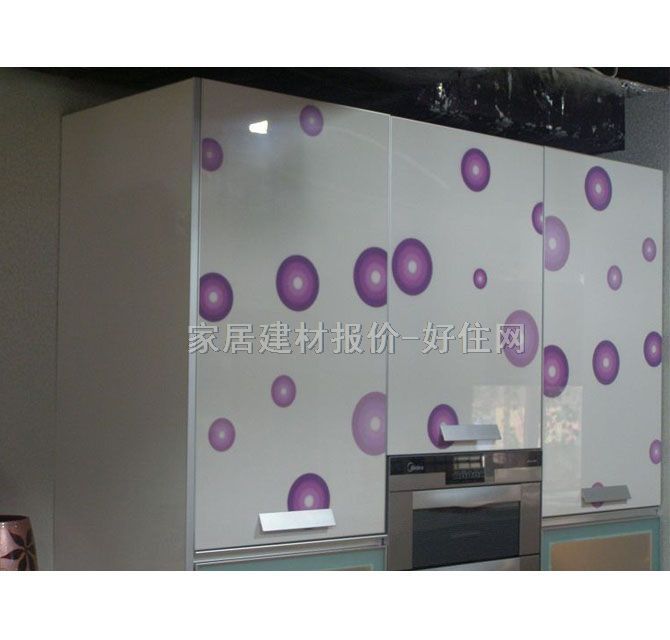 �������y�N������ UV���L�� ӆ��