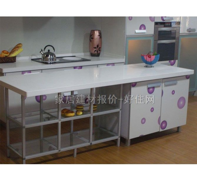 �������y�N������ UV���L�� ӆ��