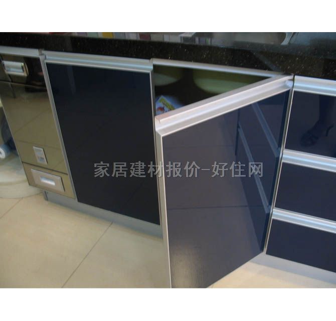 ܰ��N���ع� XY-UV�� ӆ��