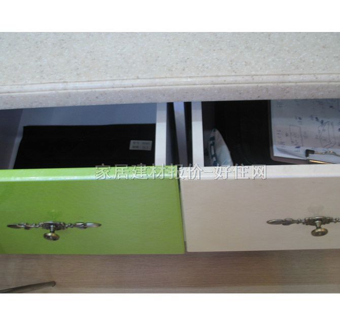 �������w���� �ݾGɫ �����