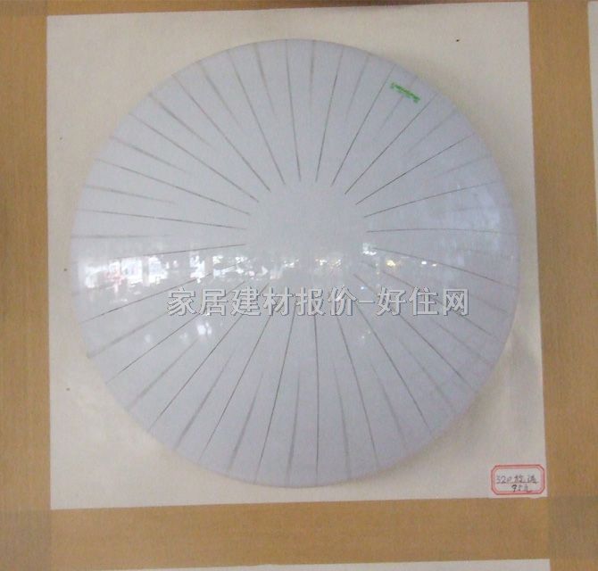 ��픟� �P����픟�320���� �A�� �F�������L�� ��ɫ������