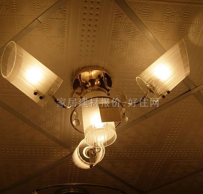 ����   K8032/3��1�^ ���ٟ���+��ˇ�������� ���y�͹��L�� ��ɫ