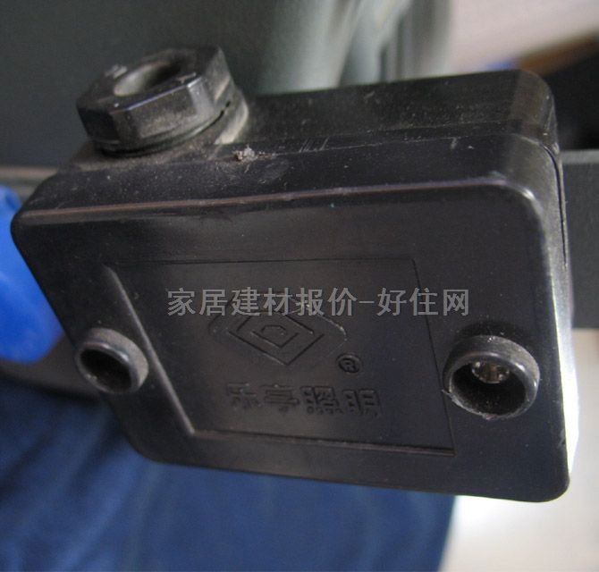 ��ͤ���u��� ���Ɵ�LT73-11 175w ��ɫ