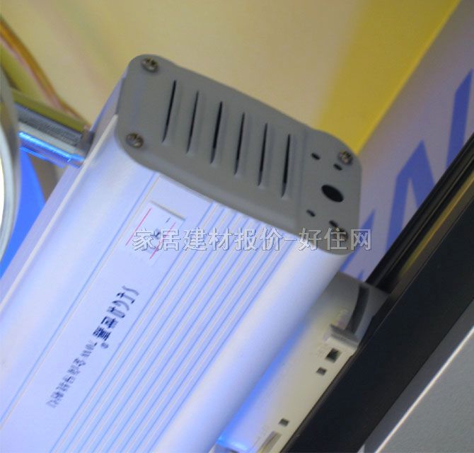 ���ν��u��� ��܉16H늸� 70w ��ɫ