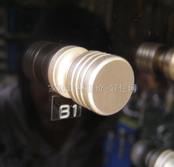 ���T������� ɰ�yɫɳ��B1 �X�Ͻ� ���s�A����