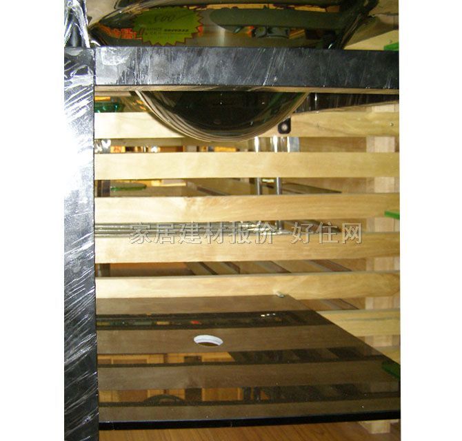 �ΰ�˹��������� ӆ�� ��ɫ���� δ֪