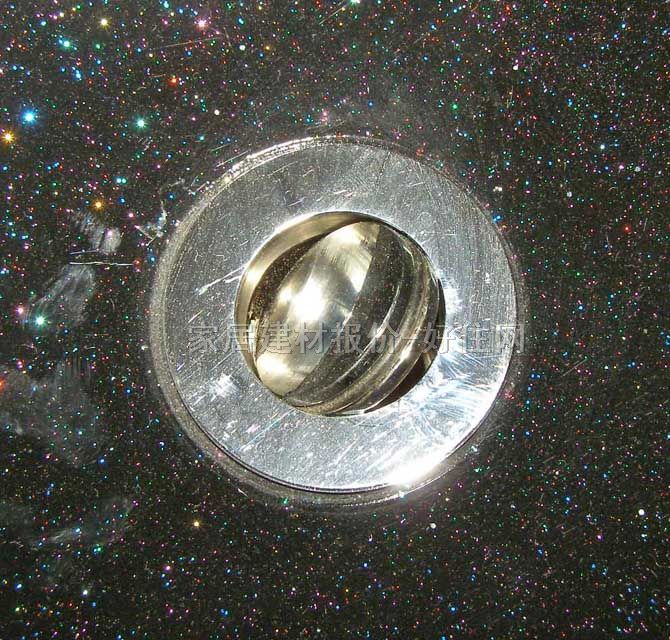 �ΰ�˹���ʽ���� ��ɫ�WƬ ӆ��