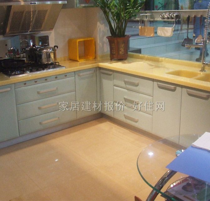 �N���ع� ���{ɫ �����