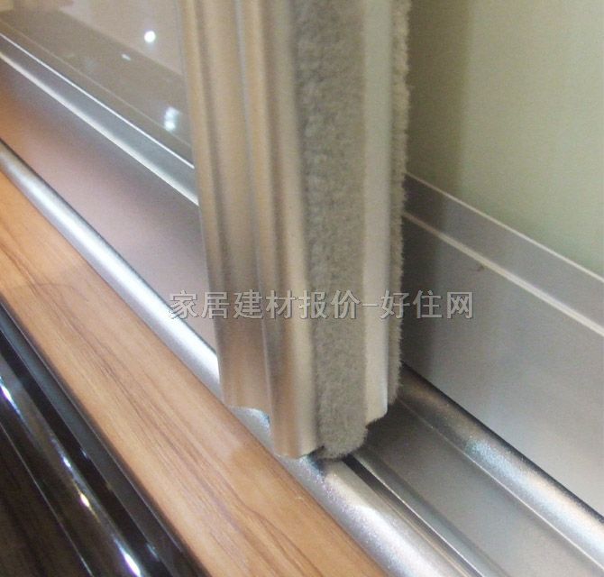 �����¹������T ������������ɫ ӆ��