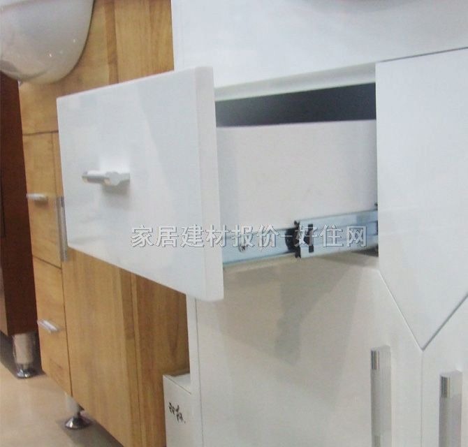 ���D�����R�M�� PVC 8202-900 ����Ҏ��