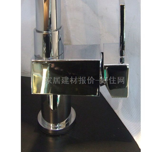 �ζ��N�����^ S2317P4 ���