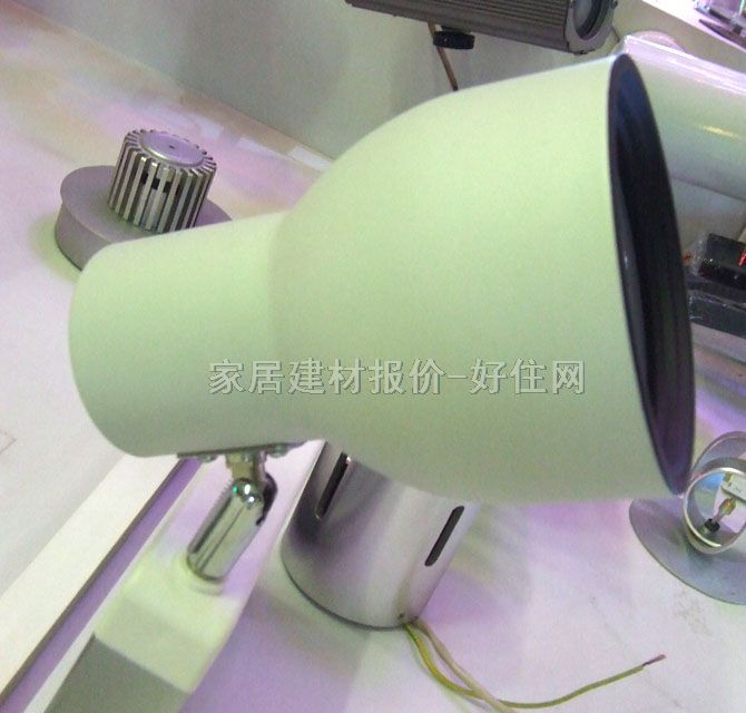 ���׽��u��� ��܉CDM-T/R 70w ��ɫ