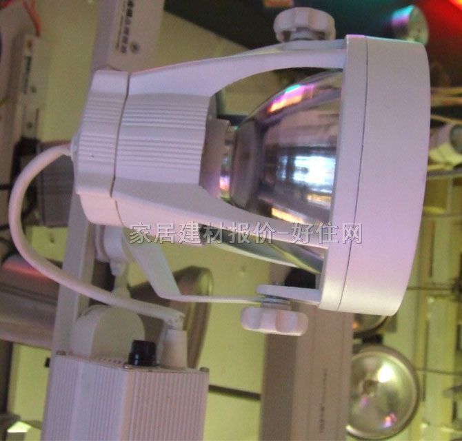 ���ν��u��� ��܉223 70w ��ɫ