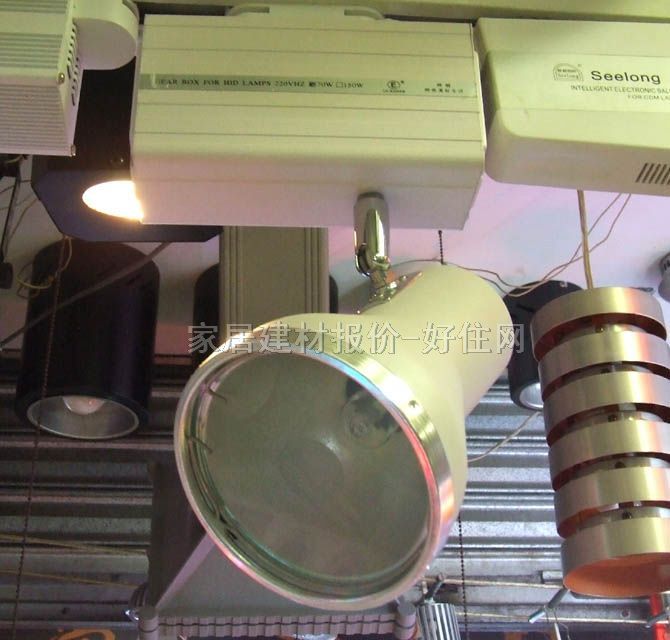 ���u��� ��܉224 70w ��ɫ