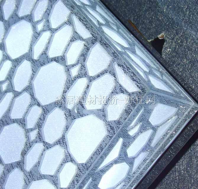 ���ѱڟ�  8824/�yɫˮ���� �|�ρ��L�� ������ ���ܟ�