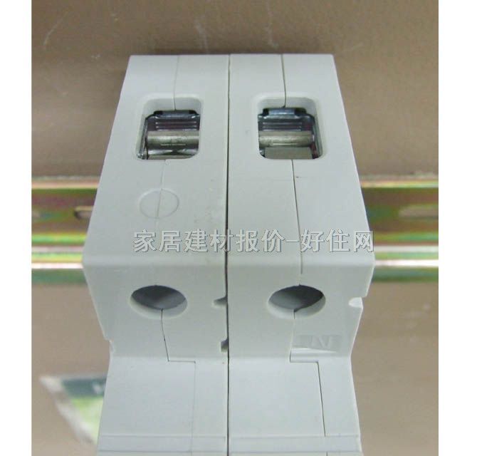 ���T�Ӕ�·��\�՚��_�P 5SU9356-1KK40 c40 2P 40A ©는�·��