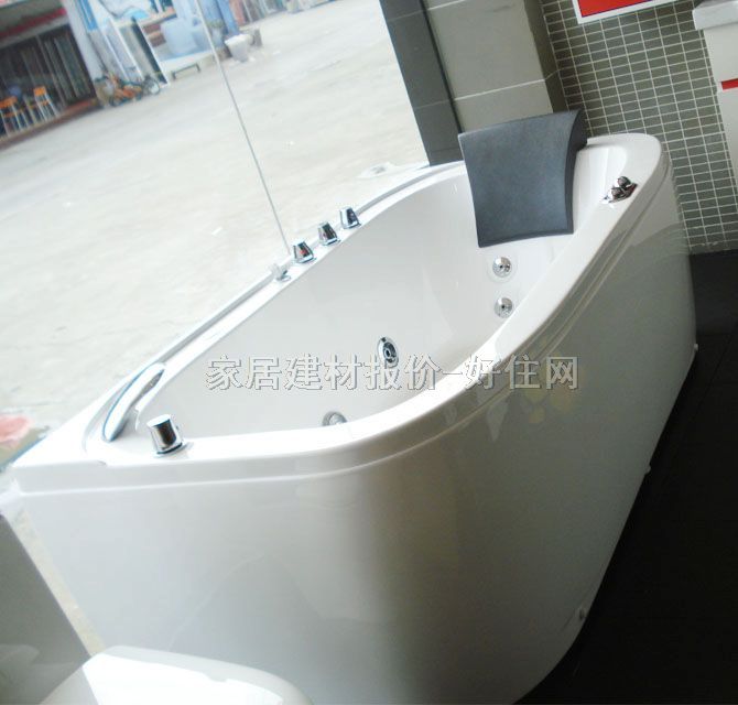 ���ư�Ħԡ�� AC004UQ 1710��900mm����680mm