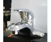 �W��˹�������^ M235 ��� 