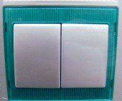 ��ٴ��E���_�P��� ��˪�y�GE2032L2/3A C8 2λ�p�� �yɫ���I�G��