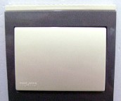 ��ٴ��E���_�P��� �{����E2033L1/2A P1 1λ�ο� �yɫ���I�ڿ�