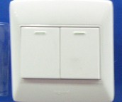 TCL-�_���ʴ��E���_�P���   VC32/1/2CY 2λ�ο� ��ɫ