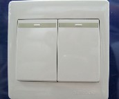 ���ɴ��E���_�P��� 51021BTY 2λ�ο� ��ɫ