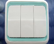 ���ɴ��E���_�P��� S9033Y 10A 250V 3λ�ο� �G߅��ɫ