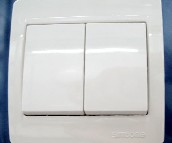 ���ɴ��E���_�P��� C51022B 2λ�p�� ��ɫ