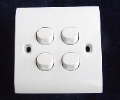 �ɱ� ָ���_�P 4λ�p�� C32/4 16A-220V �oָʾ��    