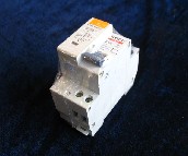 ���ʔ�·��\�՚��_�P JNR-32 C16 1P+N 16A 