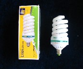 ���칝�ܟ���Դ ������6400K�׹� 65W 