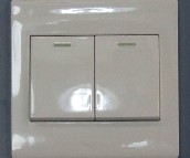 TCL-�_���ʴ��E���_�P���  2λ�ο� ��ɫ