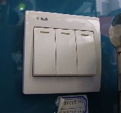 �Aˇ�������E���_�P��� ƽ��ϵ��2 3λ�ο� ��ɫ