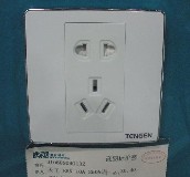 ������늲������ E8N-025 �����O 