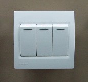 ���T�Ӵ��E���_�P��� 5TA0792�`��ϵ�� 3λ�ο� ��ɫ