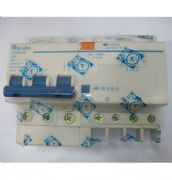 �齭�����·��\�՚��_�P DZ47LE-63���O�ľ� 3P 32A 